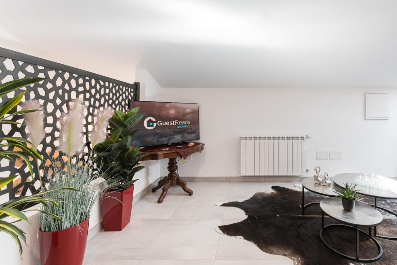 Guestready - Crestuma Bright Hotel Екстериор снимка